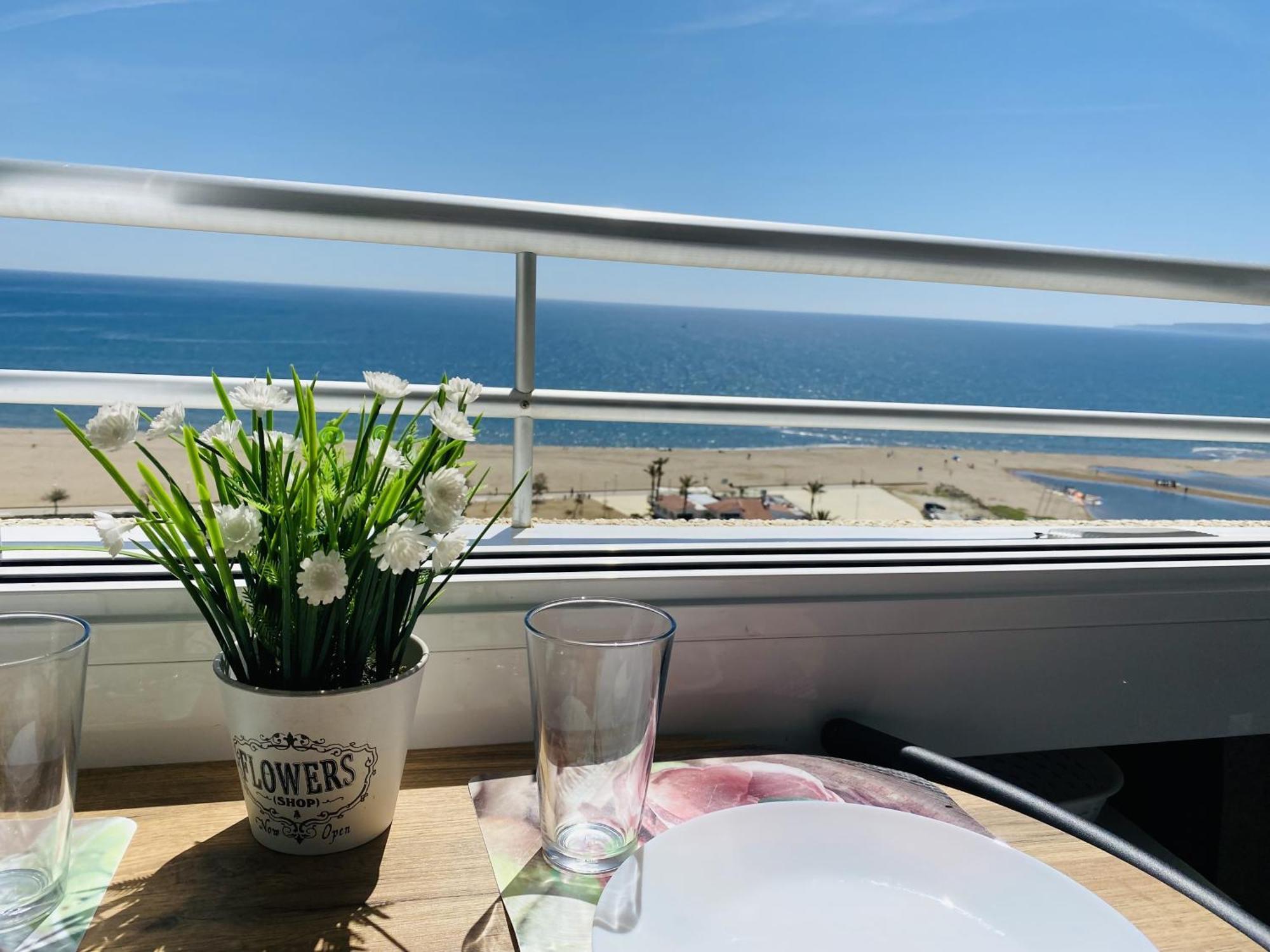 Estudio Con Vistas Al Mar 1310 *